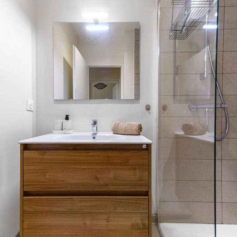 Splendid - Appartement design en centre ville - One-Bedroom Apartment - 6
