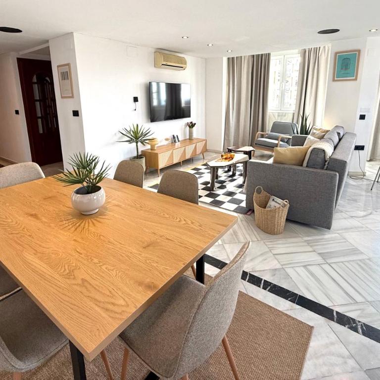 Apartamento Exclusivo de Diseño y piscina en centro de Torremolinos - Apartment mit 2 Schlafzimmern - 11