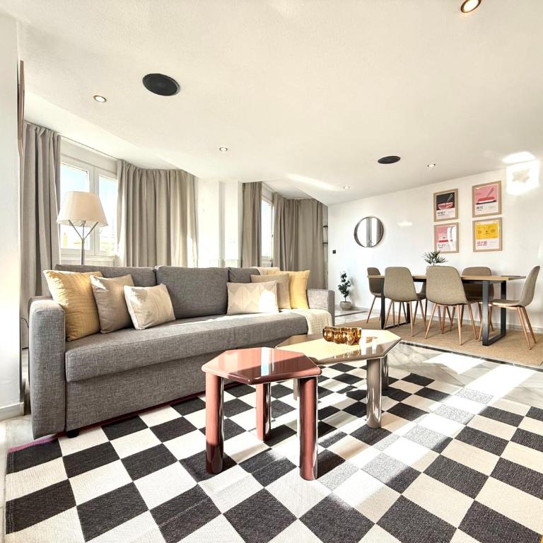 Apartamento Exclusivo de Diseño y piscina en centro de Torremolinos - Apartment mit 2 Schlafzimmern - 7