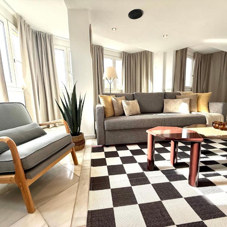 Apartamento Exclusivo de Diseño y piscina en centro de Torremolinos - Apartment mit 2 Schlafzimmern - 16
