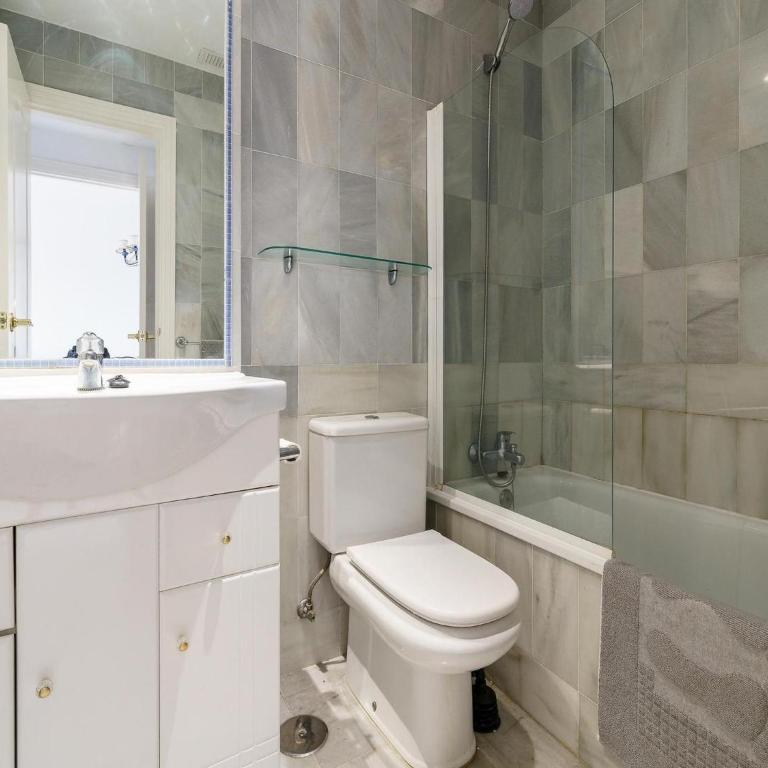 Apartment with communal pool in the heart of the Costa del Sol - Apartamento de 2 dormitorios - 8