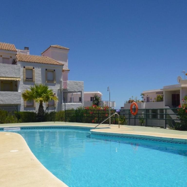 Apartment with communal pool in the heart of the Costa del Sol - Apartamento de 2 dormitorios - 14