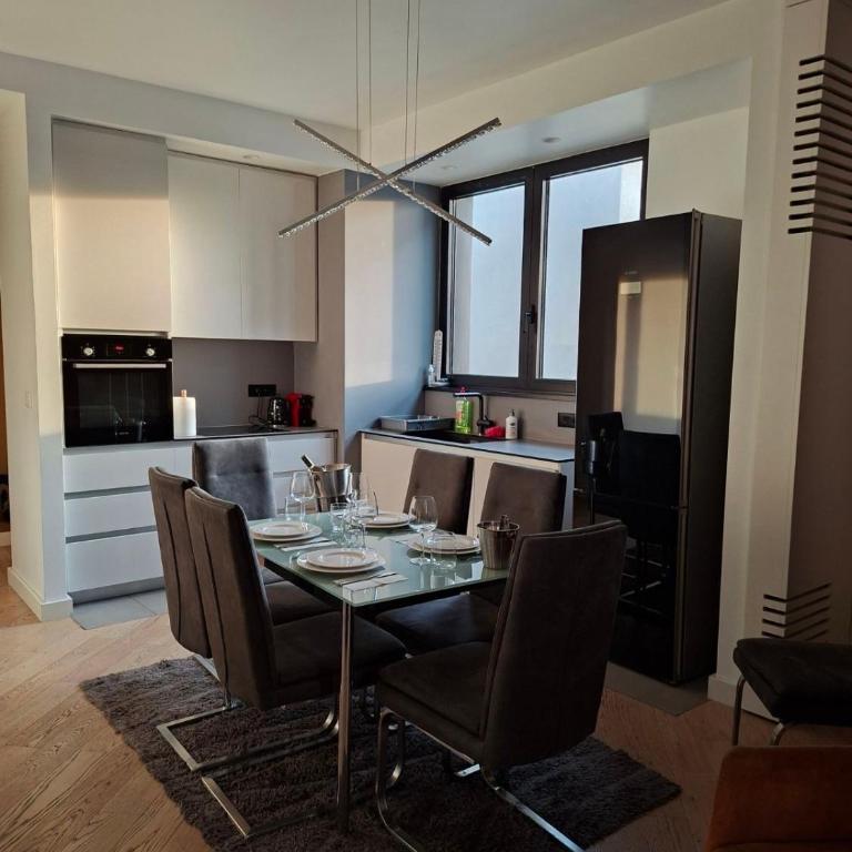 Belgrade Waterfront PENTHOUSE with Private Jacuzzi - Apartman sa 3 Spavaće Sobe - 36