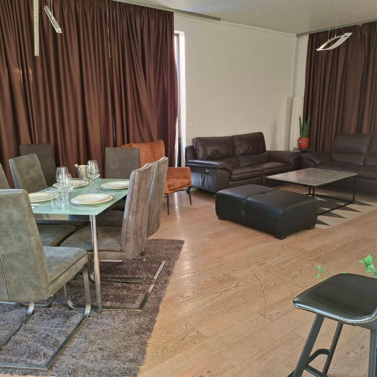 Belgrade Waterfront PENTHOUSE with Private Jacuzzi - Apartman sa 3 Spavaće Sobe - 2