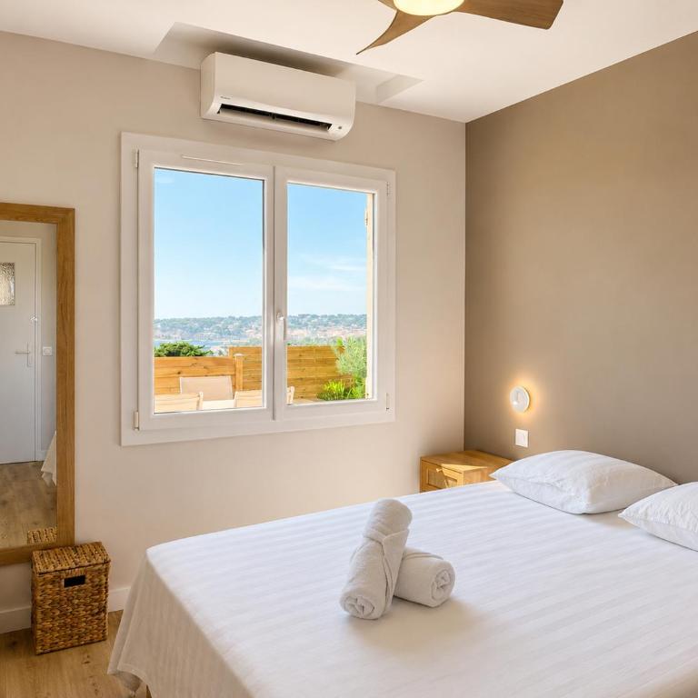 Maison vue mer Plages et Port de Sanary à Pied - Villa 1 Chambre - 11