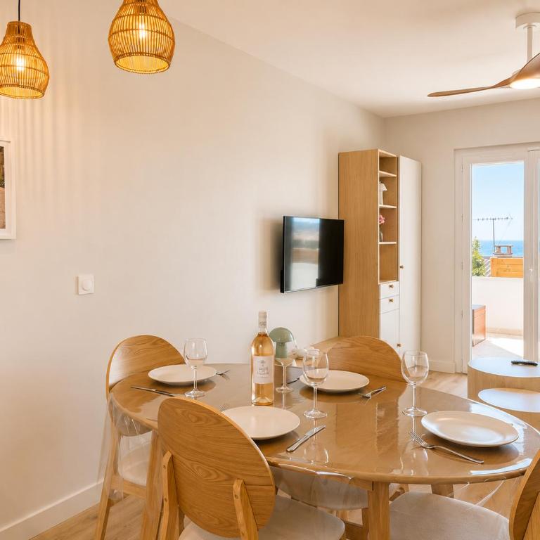 Maison vue mer Plages et Port de Sanary à Pied - Villa 1 Chambre - 3
