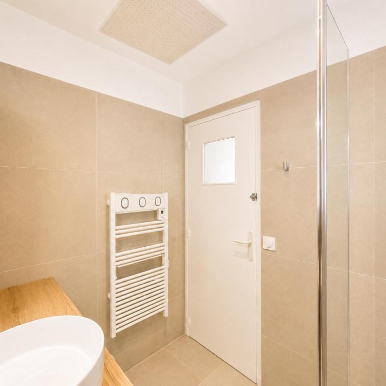Maison vue mer Plages et Port de Sanary à Pied - Villa 1 Chambre - 5