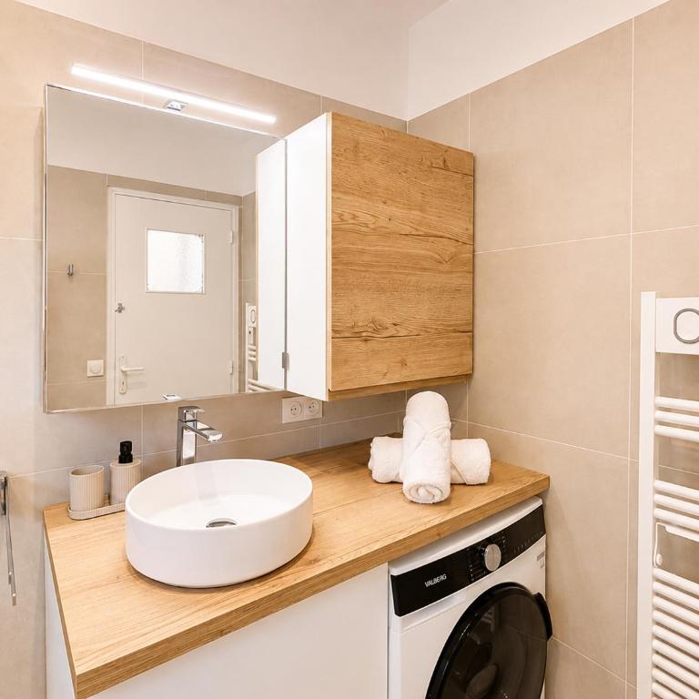 Maison vue mer Plages et Port de Sanary à Pied - Villa 1 Chambre - 16