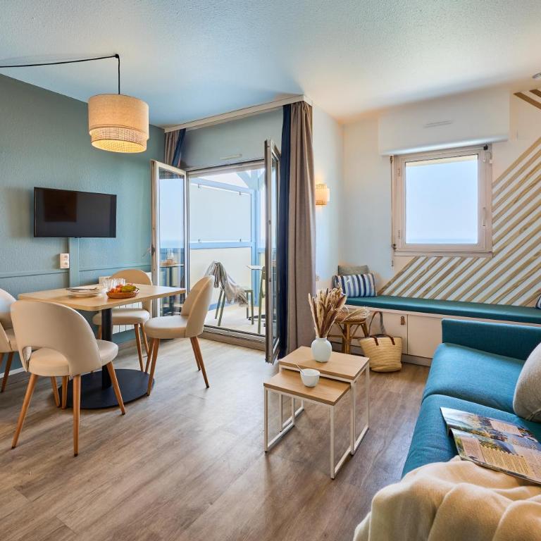 Résidence Pierre & Vacances Les Tamaris - Studio Supérieur avec Alcôve de Couchage et Balcon - Vue sur Mer (4 Personnes) - 6
