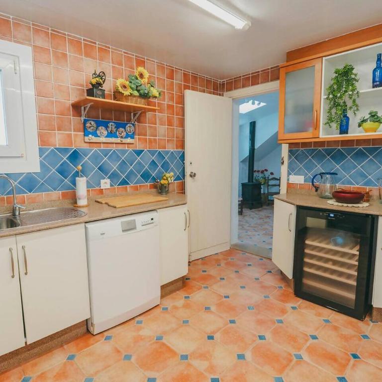 Villa con piscina privada a pocos pasos del mar - Villa - 12