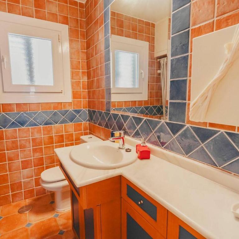 Villa con piscina privada a pocos pasos del mar - Villa - 14