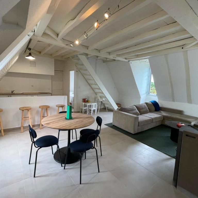Duplex - Central - Family-friendly - Pyrenees & castle - Appartement 3 Chambres - 6
