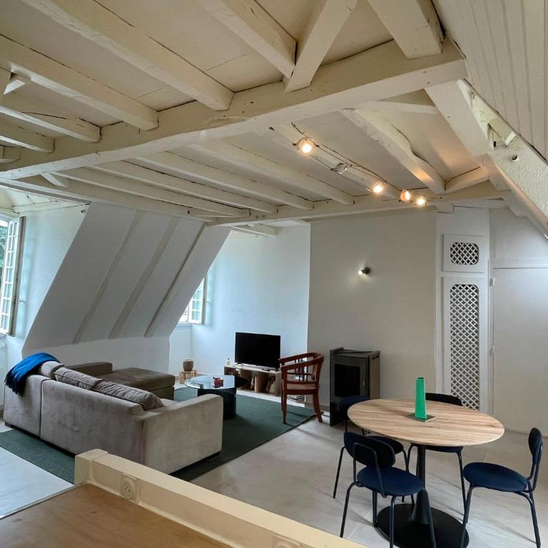 Duplex - Central - Family-friendly - Pyrenees & castle - Appartement 3 Chambres - 56