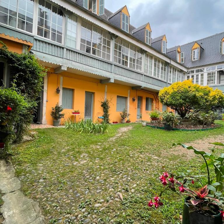 Duplex - Central - Family-friendly - Pyrenees & castle - Appartement 3 Chambres - 63