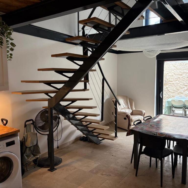 HOLIDAYLAND NARBONNE PLAGE Villas 6 ou 7 PERSONNES AVEC TERRASSE ET PLACE DE PARKING PRIVATIVE - Maison 1 Chambre - 15