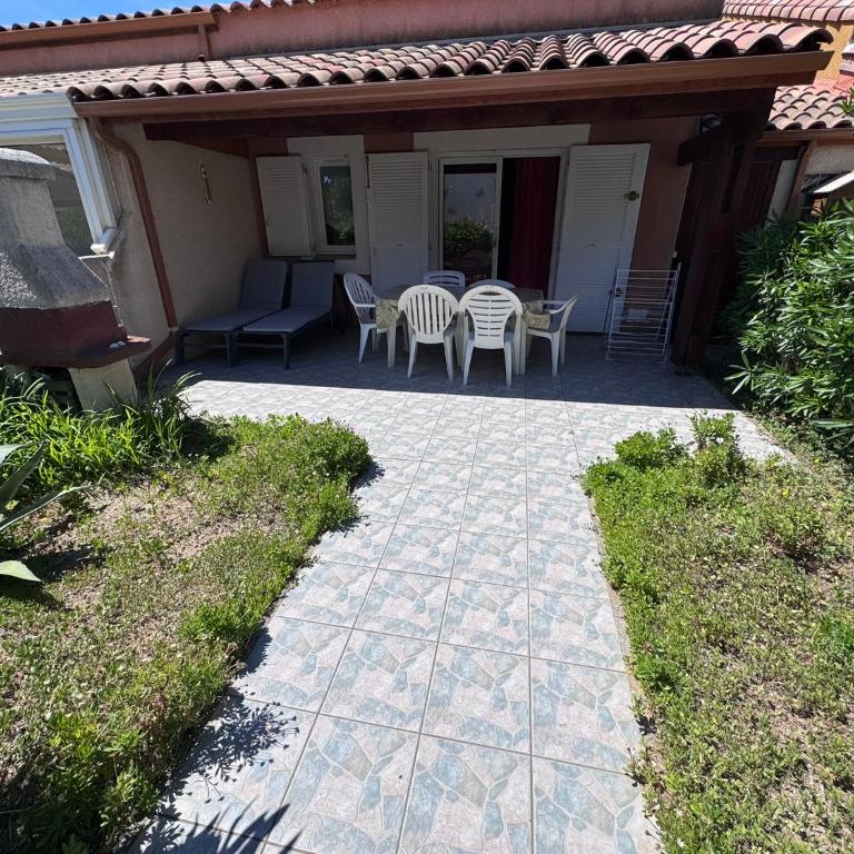 HOLIDAYLAND NARBONNE PLAGE Villas 6 ou 7 PERSONNES AVEC TERRASSE ET PLACE DE PARKING PRIVATIVE - Maison 1 Chambre - 23