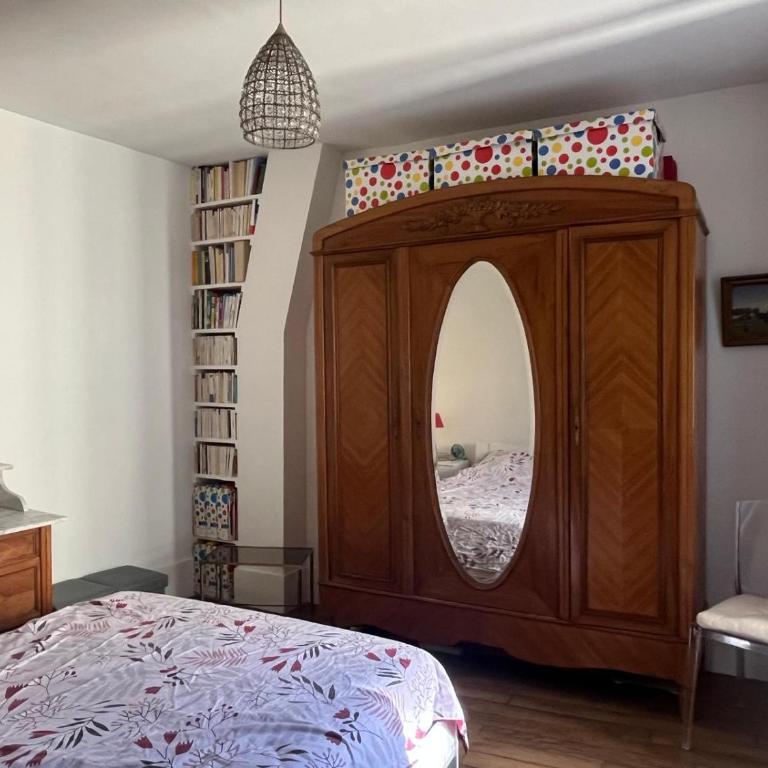 Appartement de charme avec vue sur le Canal Saint-Martin - Appartement 1 Chambre - 8