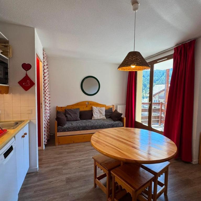 Risoul - Appart 4 pers proche piste - Altaïr - Appartement - 2