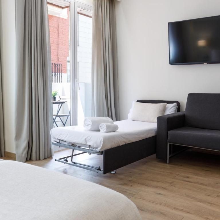 Aparthotel Mariano Cubi Barcelona - Apartamento Triple - 8