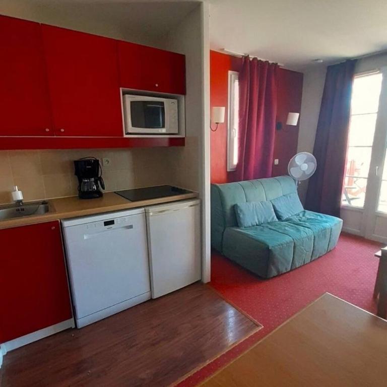 Le Balcon Montdesir, 4 pers, Piscine et Lac - Apartamento con terraza - 10