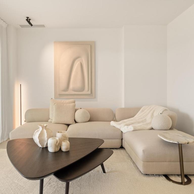 Designer 2-Bed with Garden Camarate Hills RDR577 - Apartamento de 2 dormitorios - 10