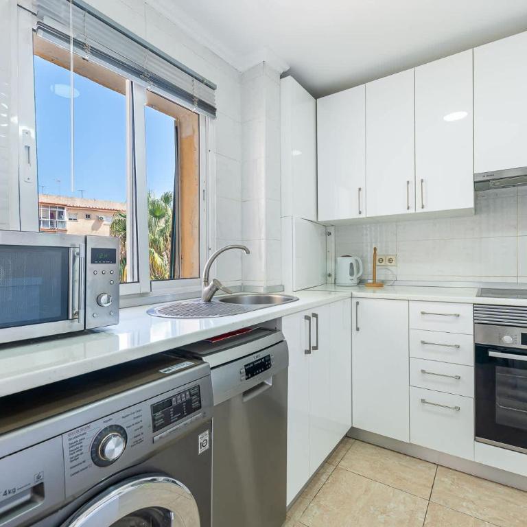 Casa Avenara - 2BR Apt Near Beach - Apartamento - 4
