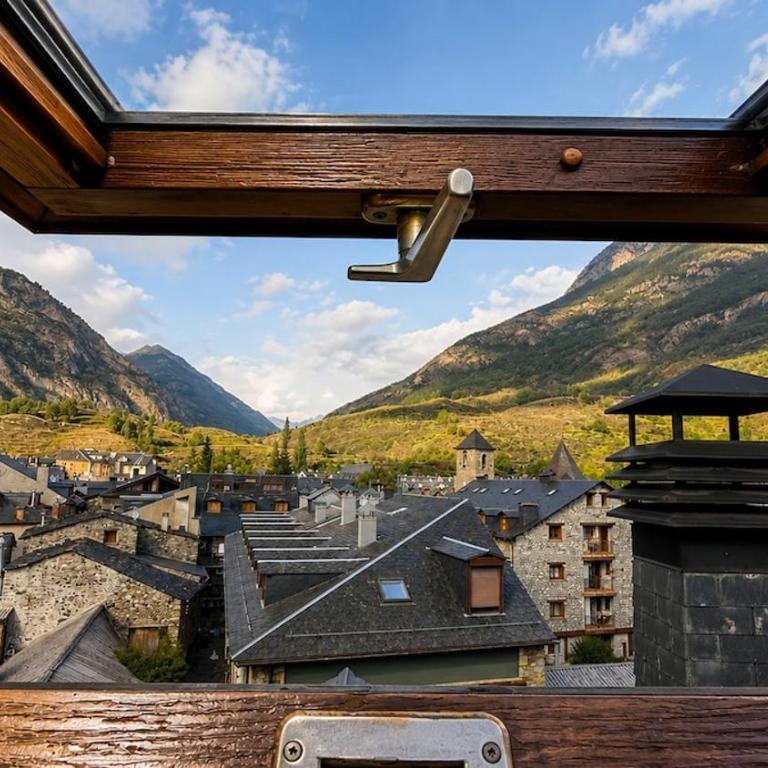 Céntrico ático de diseño con vistas al Pirineo - BENASQUE - Appartamento con 3 Camere da Letto - 7