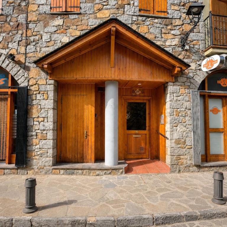 Céntrico ático de diseño con vistas al Pirineo - BENASQUE - Appartamento con 3 Camere da Letto - 20