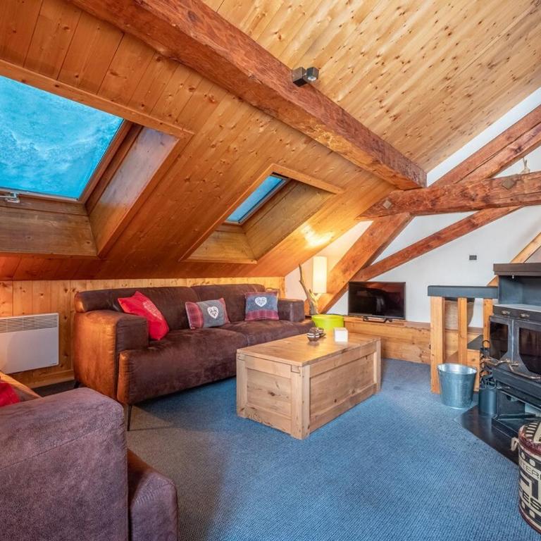 Chalet La Chapelle aux pieds des pistes - Apartment - 8