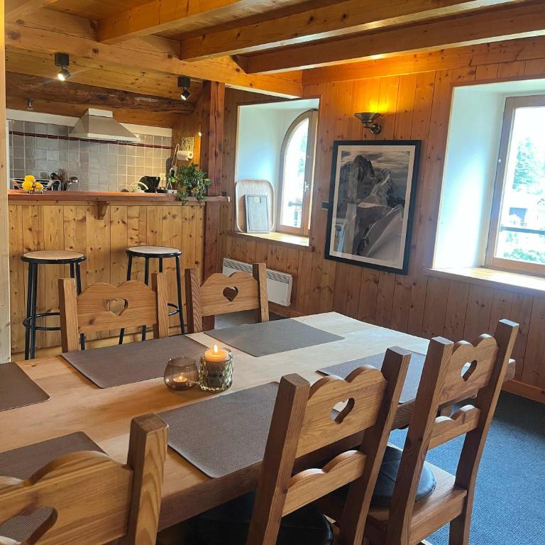 Chalet La Chapelle aux pieds des pistes - Apartment - 43