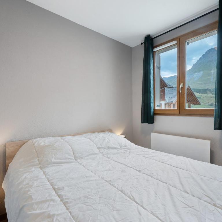 Appart la Perle Albiez Montrond - Appartement 2 Chambres avec Vue sur la Montagne - 11