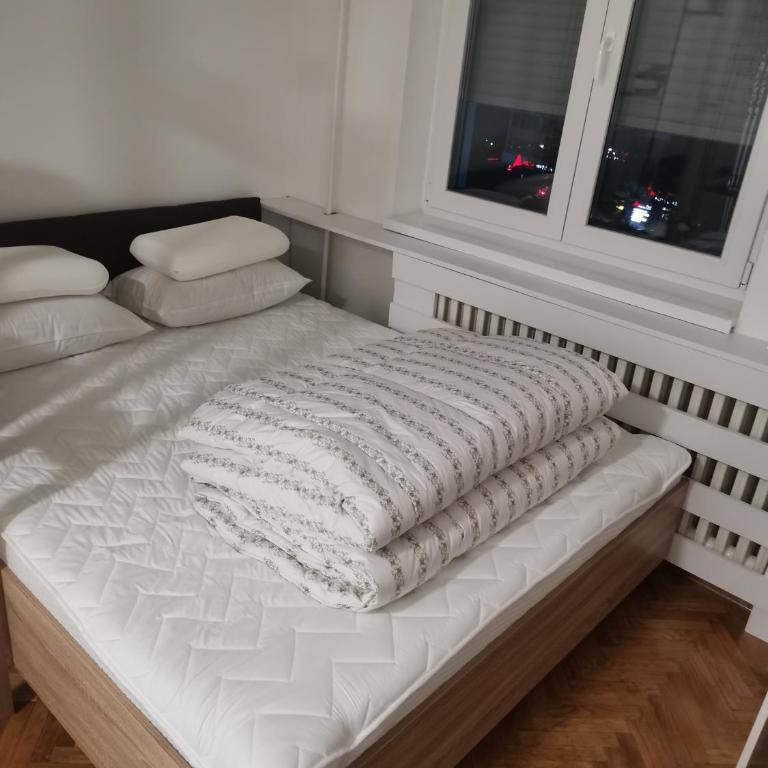 Futoška View Studio - One-Bedroom Apartment - 2