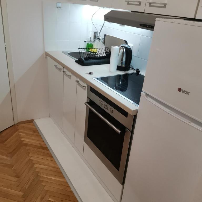 Futoška View Studio - One-Bedroom Apartment - 6
