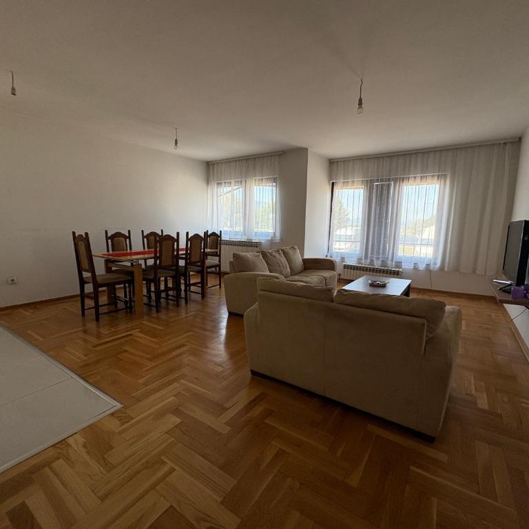 Reshó Apartment - Appartement - 3