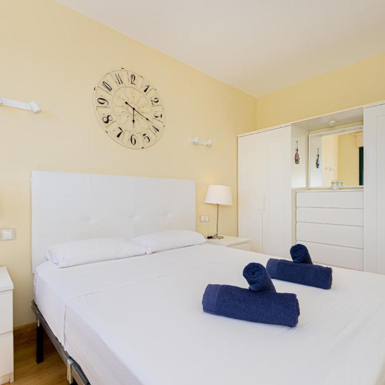 Exclusive bungalow in Sierra Cortina - Casa de 3 dormitorios - 11
