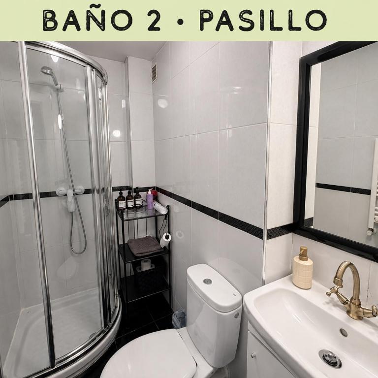 Un hogar en el centro con parking gratuito - Appartamento con 3 Camere da Letto - 4