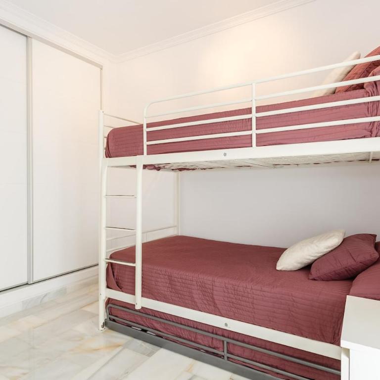 Apto Bajo con piscina comunitaria y patio privado - Apartment mit 3 Schlafzimmern - 29