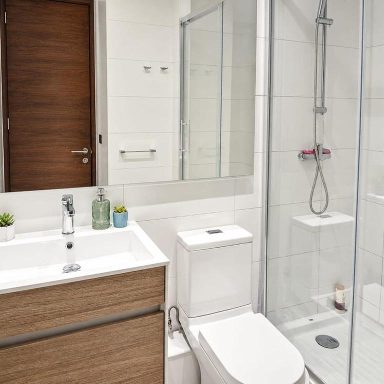 Modern Studio in Front of the Metro Privileged View - One-Bedroom Apartment - 3