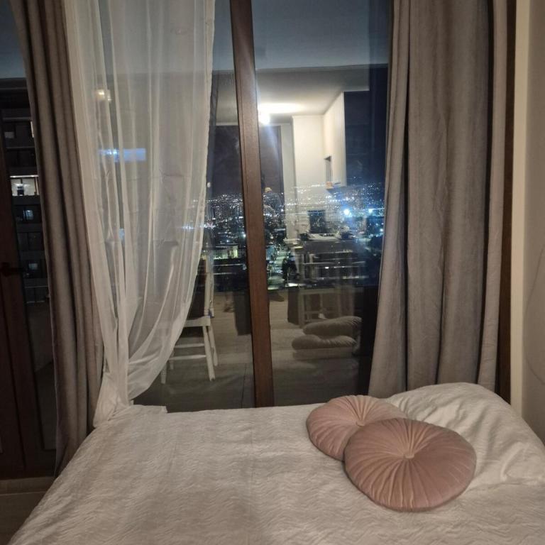 Modern Studio in Front of the Metro Privileged View - One-Bedroom Apartment - 16