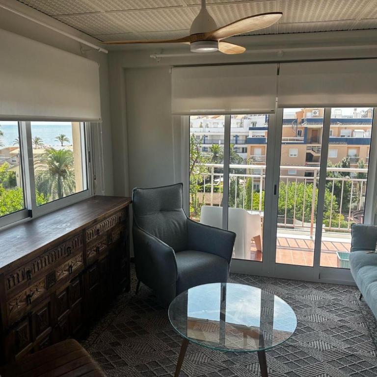 Hipocampo - Apartamento de 2 dormitorios con balcón y vistas al mar - 7