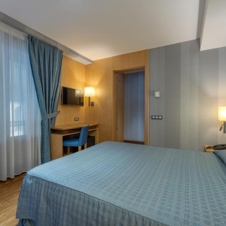 Hotel del Mar - Habitación Doble con cama supletoria - 1 o 2 camas - 3