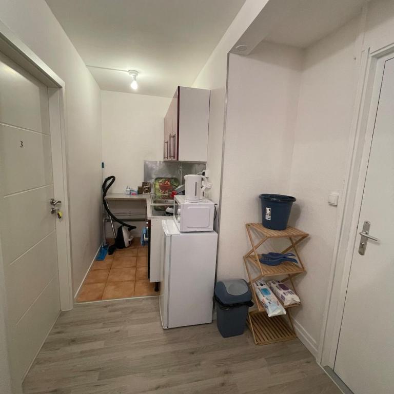 Frei Zimmer chambre libre - Chambre Double avec Salle de Bains Commune - 4