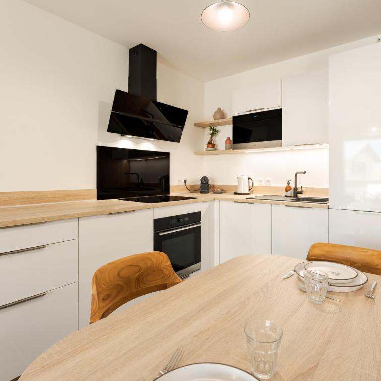 Alpin Moderne 2PAX Proche Gare et Thermes Paisible - Appartement - 3