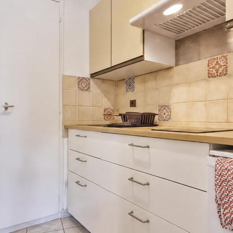 Chez Coralie - T2, 2 pers, parking, balcon - Apartment mit 1 Schlafzimmer - 40