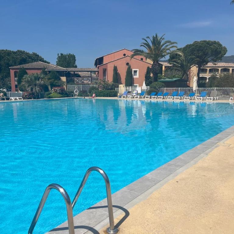 Studio rez de jardin - piscine - parking - Apartamento de 2 dormitorios - 9