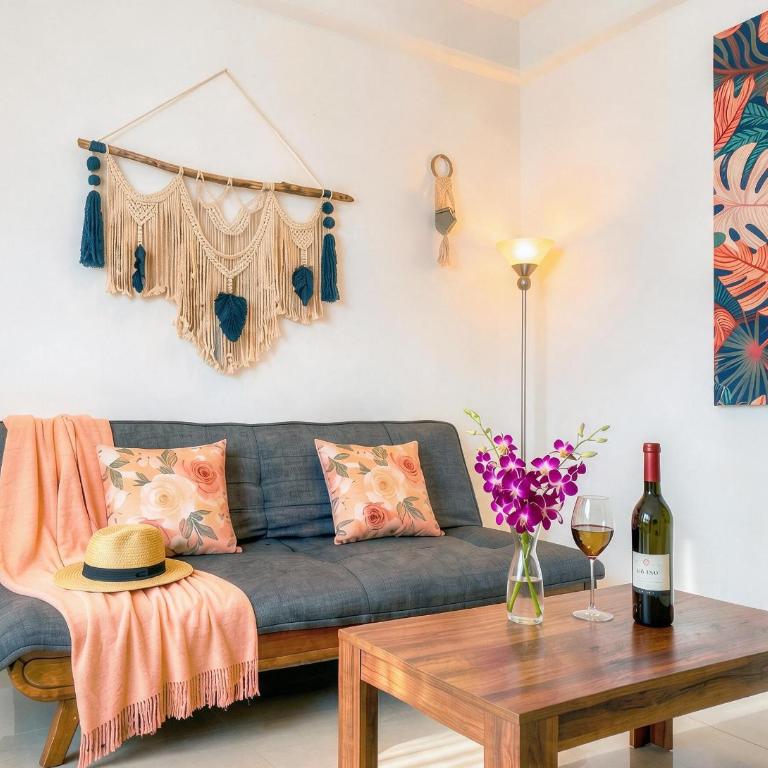Rooftop Pool 1BR 2BR Duplex Sleeps 2-8, 3 Blue Flag Beaches 15 Min & 5th Ave 10 Min, Chedraui Grocery 15 Min, Kitchen WiFi AC - Premium Apartment mit 1 Schlafzimmer - 4