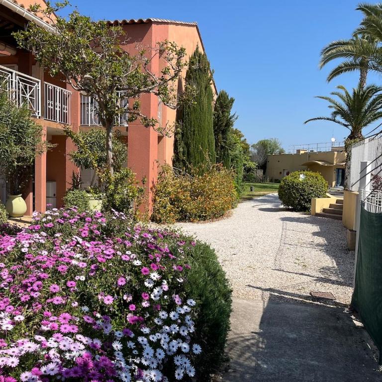 Studio rez de jardin - piscine - parking - Apartamento de 2 dormitorios - 22