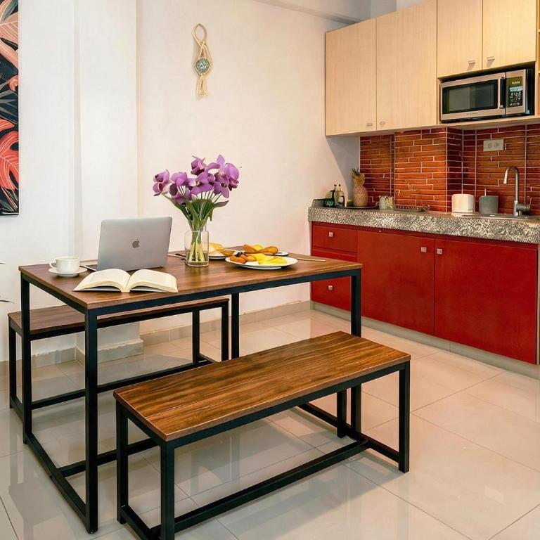 Rooftop Pool 1BR 2BR Duplex Sleeps 2-8, 3 Blue Flag Beaches 15 Min & 5th Ave 10 Min, Chedraui Grocery 15 Min, Kitchen WiFi AC - Premium Apartment mit 1 Schlafzimmer - 19