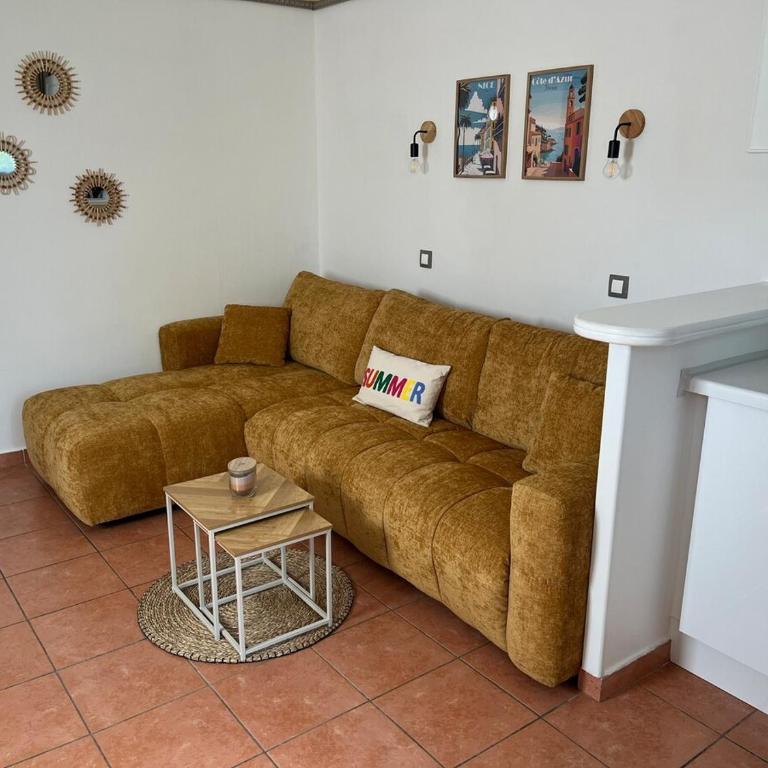 Studio rez de jardin - piscine - parking - Apartamento de 2 dormitorios - 23