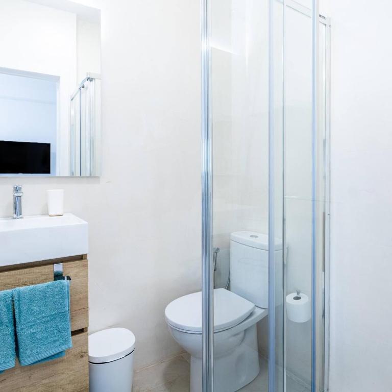 K1. Cozy Las Flores with Pool - Apartment - 10